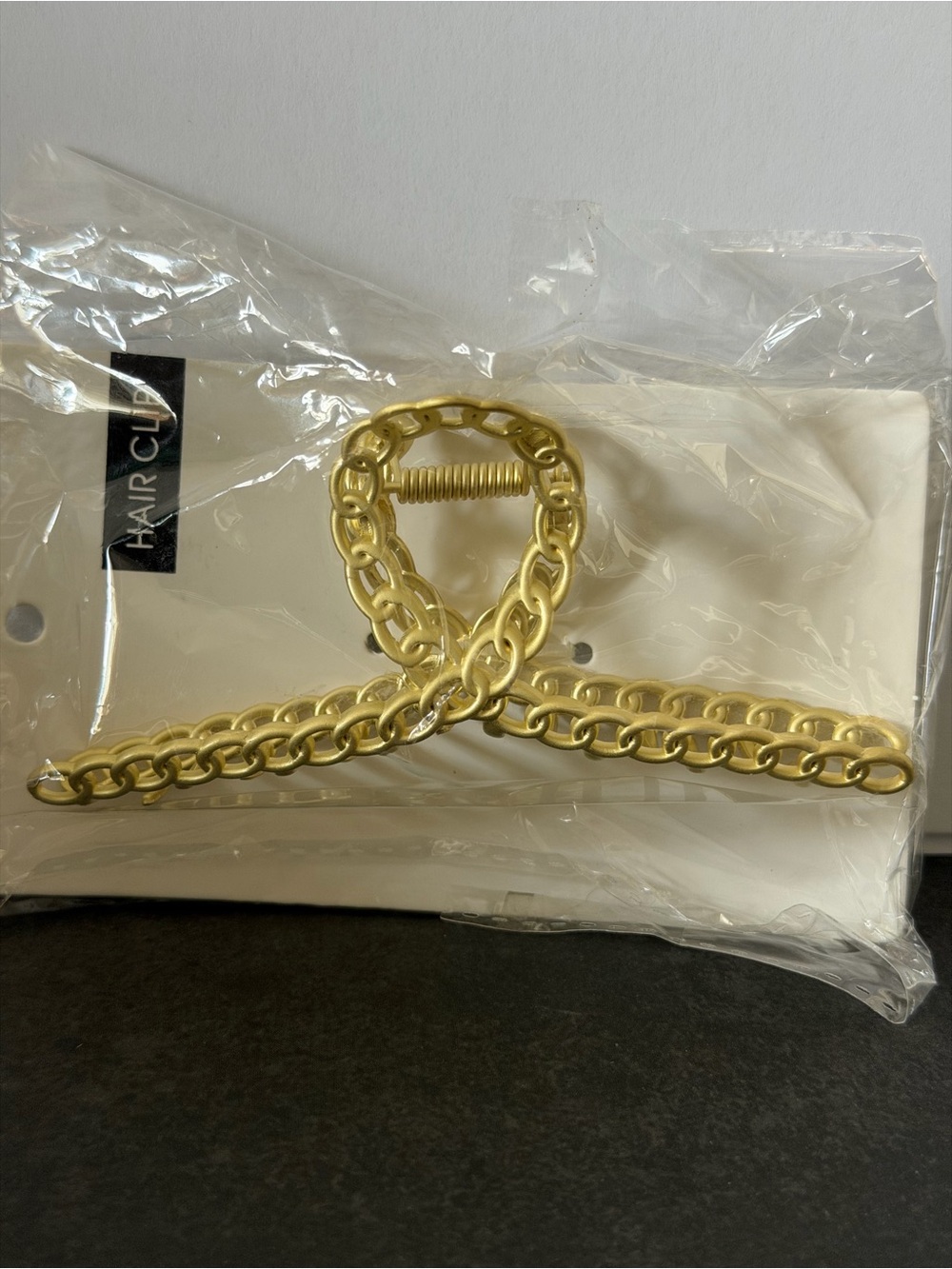 Gold Chain Hair Clip - Fashionable Women’s Accessory